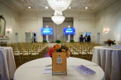 Main-ballroom-decor-and-wide-shot